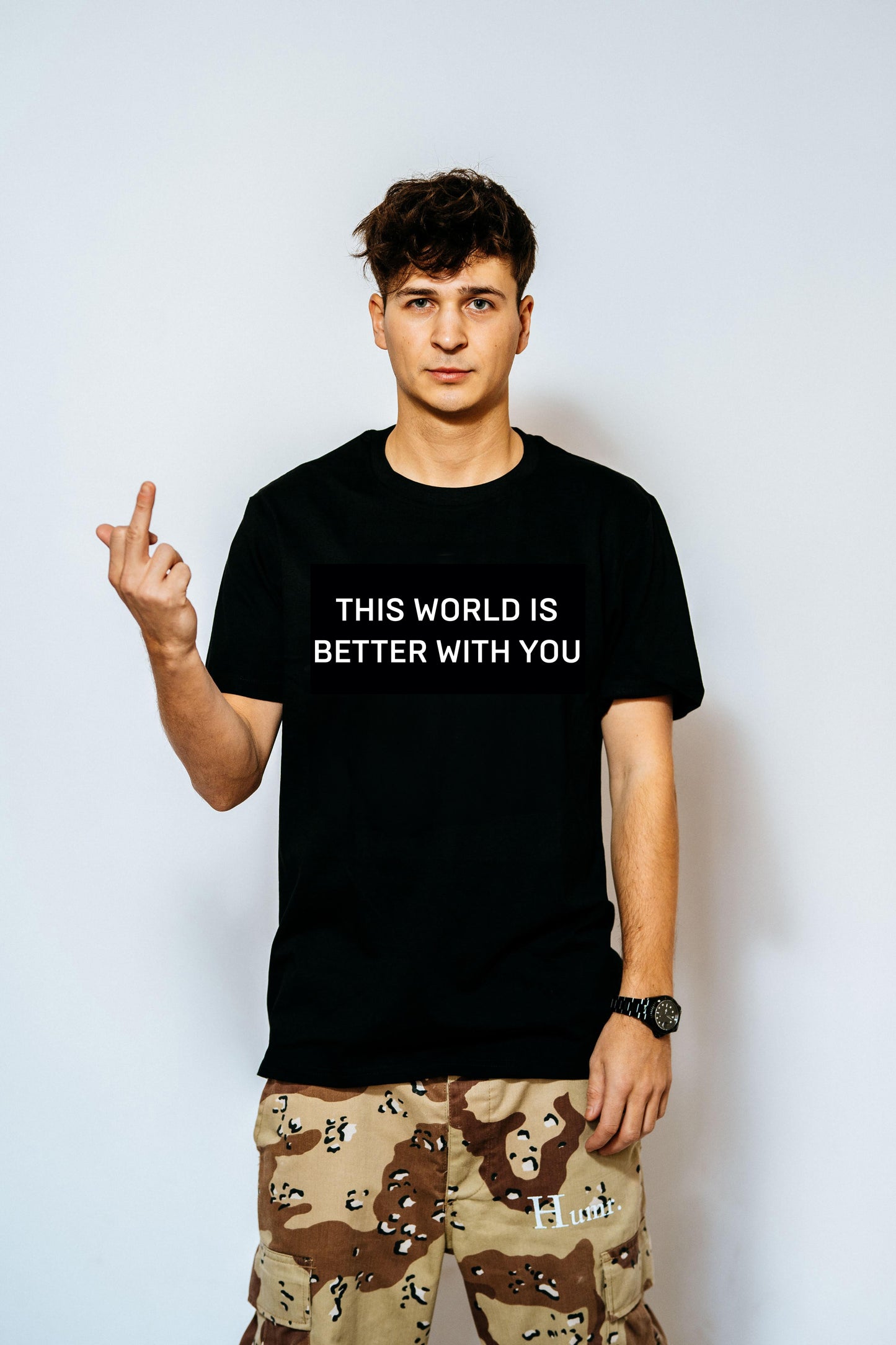 THIS WORLD T-Shirt "BLACK"